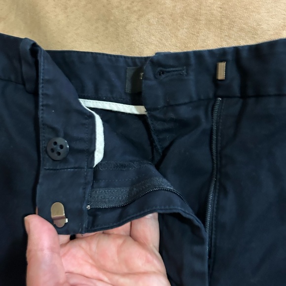 Talbots brand Navy shorts - Picture 2 of 7